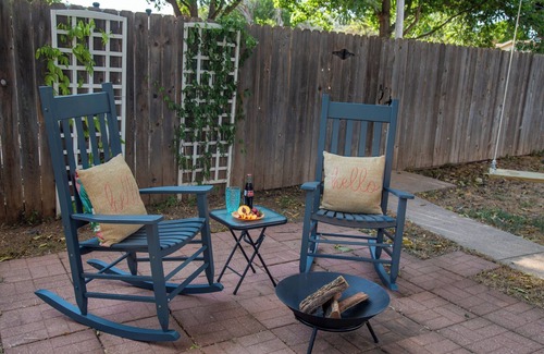 Abilene House | Pet Friendly, Elevated Oasis