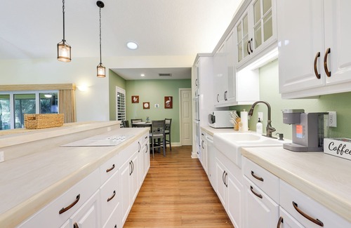 Indian River Estates House | Pet-Friendly Fort Pierce Home w/Screened Porch!