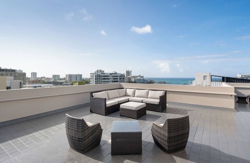 Miramar Apartment | Pet-Friendly | Free Parking | Smart TV | Near The Beach | Air Conditioner