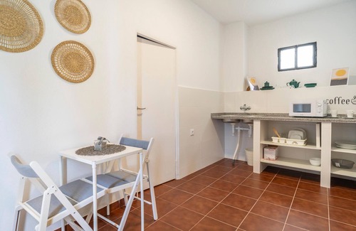 Algar House | Pet friendly home in Algar