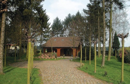 Wachtebeke House | Pet friendly home in Wachtebeke