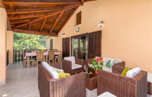 Jursici House | Pet Friendly Home In Bonasini