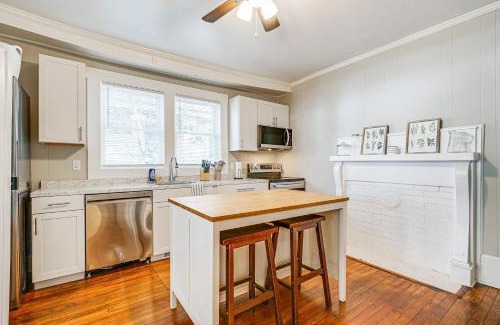 Wilmington House | Pet-Friendly Home in Dtwn Wilmington WFH Welcome!