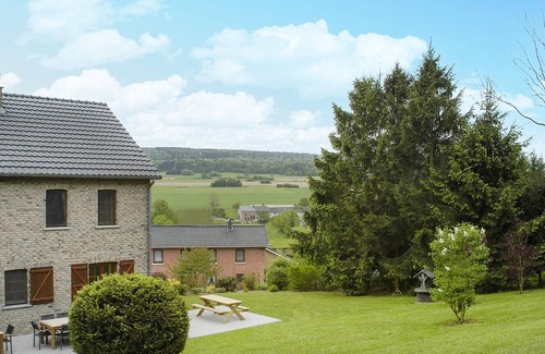 Heyd House | Pet friendly home in Durbuy with Wi-Fi