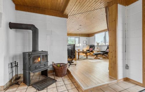 Bønnerup Strand House | Pet Friendly Home In Glesborg With Wifi