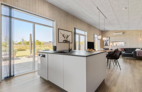 Bork Havn House | Pet friendly home in Hemmet with WiFi