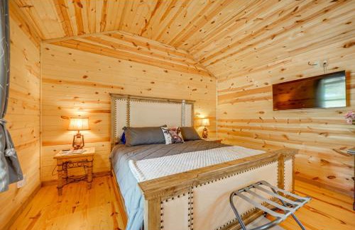 Johnson City Apartment | Pet-Friendly Johnson City Studio with Inspiring View