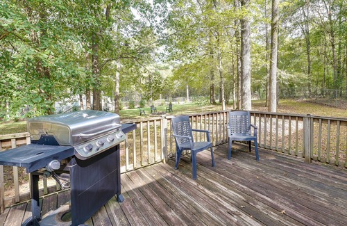 LaGrange House | Pet-Friendly LaGrange Vacation Rental w/Deck!
