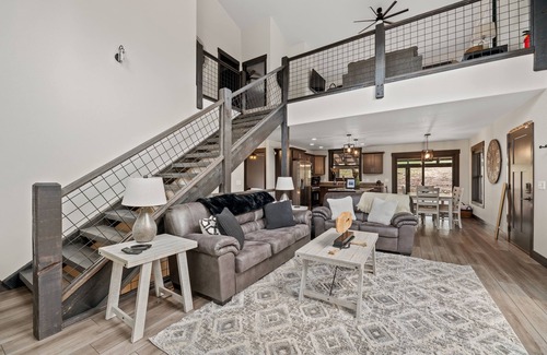 Lead House | Pet friendly! Newly finished duplex, hot tub, wifi, paved roads, pool access