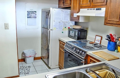 Arcadian Shores Apartment | Pet friendly oceanfront condo in gated community-Lands End 214