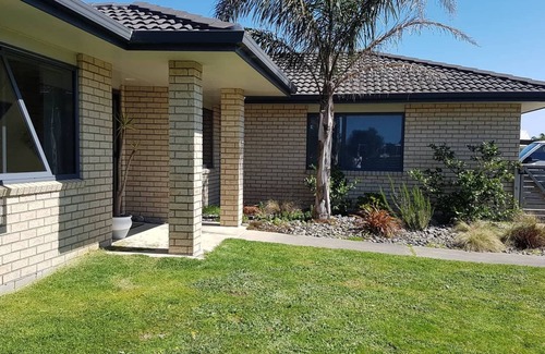 Papamoa Beach House | Pet friendly Papamoa Beach Home with fenced section