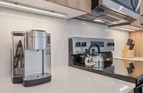 Main - Military Plaza Hotel | Pet-Friendly Sanctuary Near Downtown—Perfect for Family Adventures