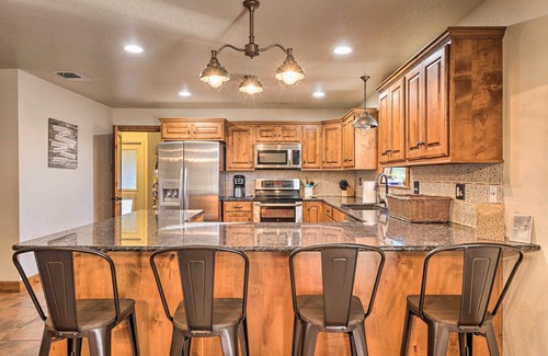 Seguin House | Pet-Friendly Seguin Retreat w/Deck & River Views!