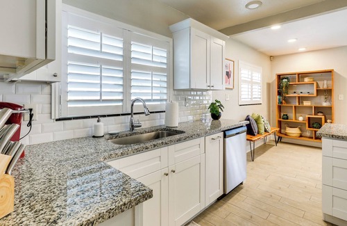 Riverside Heights House | Pet-Friendly Tampa Vacation Home w/ Central A/C!
