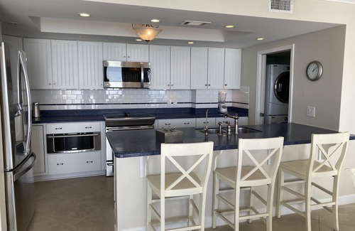 West Panama City Beach Condo | Pet Friendly ~ Amazing Gulf Views from Every Room ~ Both Bedrooms Gulf Front ~ Summer & Fall Specials!