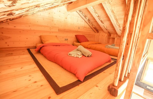 Entremont Ski Chalet | Petit Chalet Mazot au Cœur D'un Projet Écotouristique de Montagne