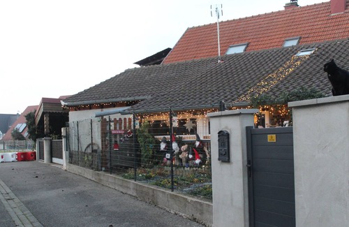 Bindernheim House | Petit Chalet Atypique Idéal Pour Couple ou Avec un Enfant, Tout Confort