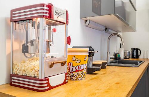 Schiltigheim Apartment | Petit cocon ciné, animaux ok, à 2 pas du centre