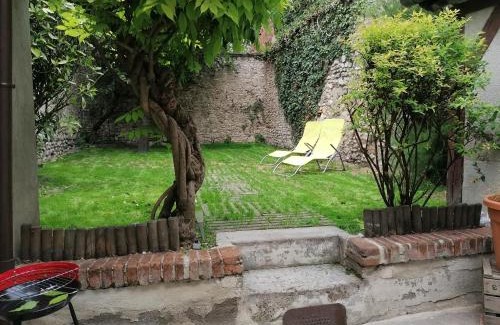 Bourgogne Apartment | Petit studio hypercentre d'Orléans avec jardin