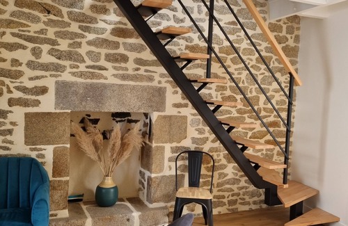 Treffiagat House | Petite Maison de Pêcheur à 10 m de la Plage, Avec Jardin Clos