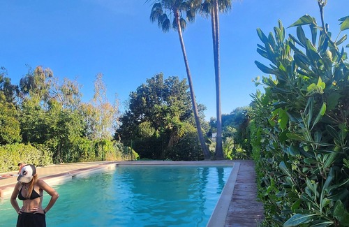 Saint-Sylvestre House | Petite Maison Familiale à 15 mn de la Mer, Jardin Privatif, Piscine Collective
