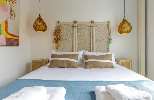 Centro House | Petite Maison Lili by Caleta Homes