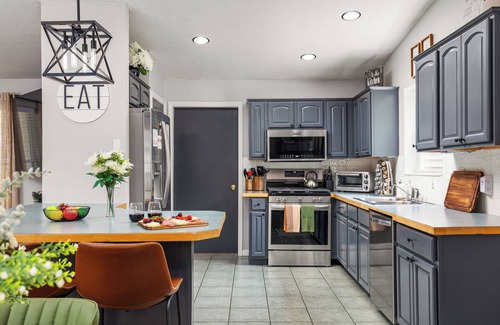 Boyne Falls House | Petoskey Falls Escape-Hot Tub, Dogs, Lakes, Boyne Mnt, Petoskey