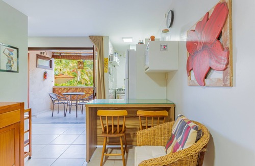 Praia do Forte Apartment | PF63 Lindo Quarto e Sala -Praia do Forte