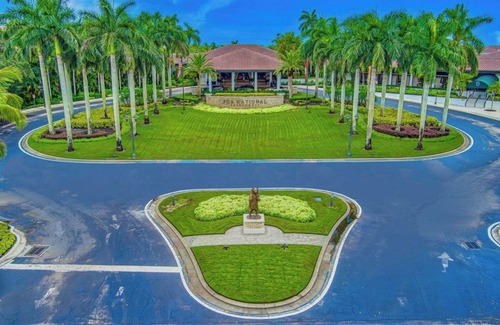Palm Beach Gardens Cottage | PGA National Resort Golf Cottage! Located in Palm Beach Gardens, Florida