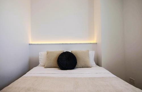 Paphos Apartment | Phaedrus Living - Seaside Executive Flat Harbour 203