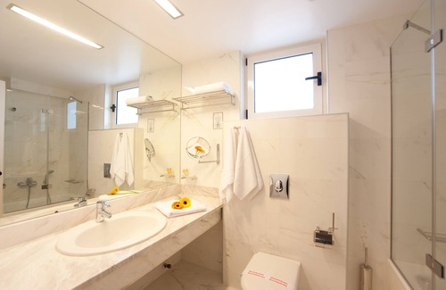 Kalamata Hotel | Pharae Palace Hotel