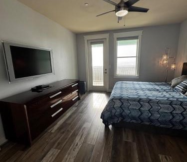 Galveston Apartment | Pharoah's Palace at Pointe West