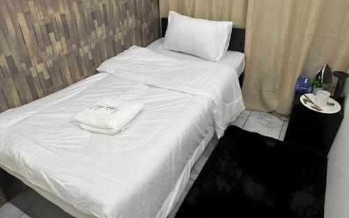 Al Zahiyah Hostel | Phenomenal Room "Sea View"