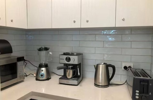 Surf Beach House | Phillip Island. 1 to 16 people. Linens included. Fast WiFi. 2 mins walk to beach