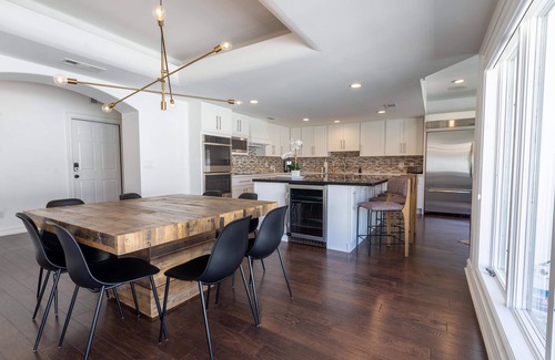 Camelback East Villa | Phoenix 75 - Four Bedroom Villa, Sleeps 12