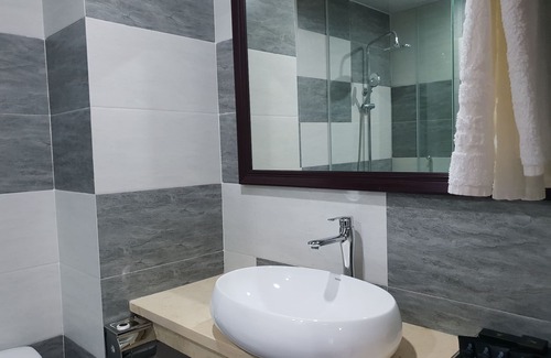 Dong Hoi Hotel | Phu Cuong Beach Hotel