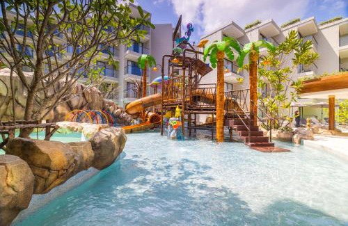 Karon Hotel | Phuket Emerald Beach Resort