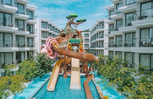 Karon Hotel | Phuket Emerald Beach Resort