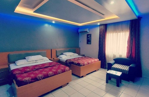 Ofin Hotel | Piccadilly Suites and Luxury Apartment