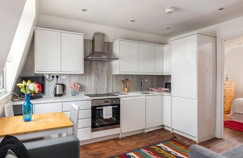 Harrow Road Apartment | PickThePlace Harrow Road
