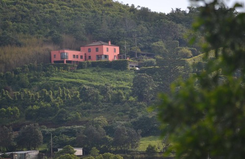 Ribeira Grande Villa | Pico Cavaco - a house on the hillside and stunning views