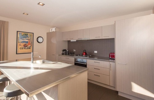 Wanaka Cottage | Picture Perfect - Wanaka Holiday Home