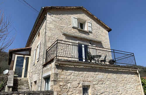 Saint-Gery House | Pierre Ensoleillée - Un beau gîte dans une propriété de 5000m² près du Lot