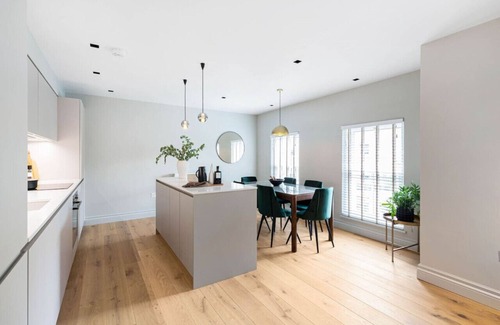 Churchill Apartment | Pimlico Road Chelsea 2 bedroom apartment