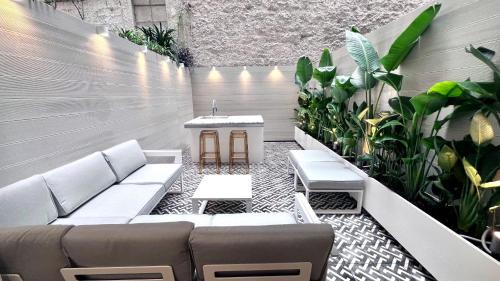 Athens City Centre Apartment | PINACOTA SUITES ATHENS