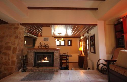 Arachova Apartment | Pine Lodge by Ski Alure