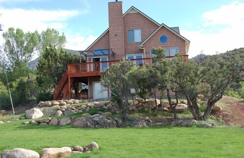 Pine Valley Cabin | Pine Valley Mountain Cabin — Relax, Explore, Unwind