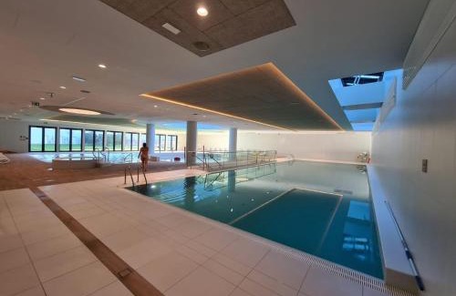 Pobierowo Apartment | PINEA SKY PREMIUM apartament z widokiem na morze ze SPA i basenem przy plaży Pobierowo