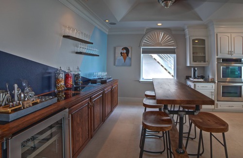 Clear Lake Shores Villa | Pineapple Bay Villa - with private pool overlooking the Ocean.