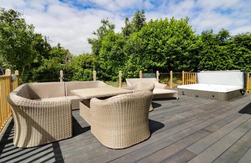 Redruth House | Pinehurst Lodge